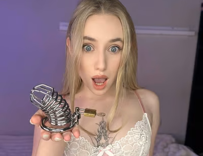 Emilyqueen2 creators OnlyFans verified creator 2026