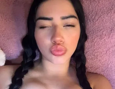 Esmeleaah creators OnlyFans verified creator 2026